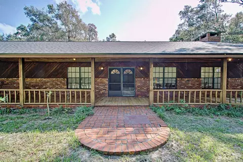 2575 Place Pond Rd, De Leon Springs, FL 32130