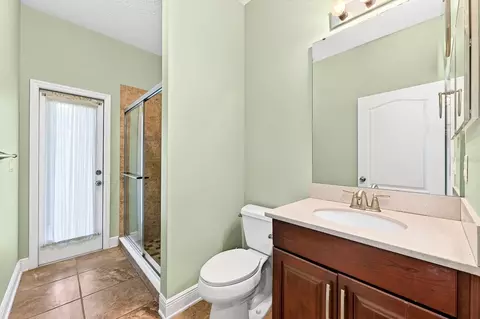 Bath - 2522 Tree Meadow Loop, Apopka, FL 32712 photo 3 of 4