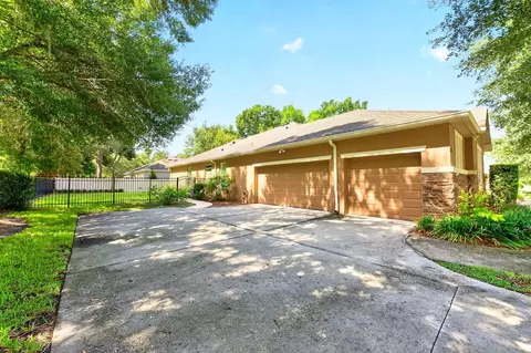 Exterior - 2522 Tree Meadow Loop, Apopka, FL 32712 photo 8 of 10