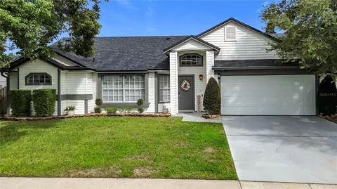 1631 Country Ct, Apopka, FL 32712