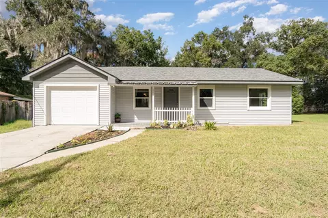 106 Debary Dr, Debary, FL 32713