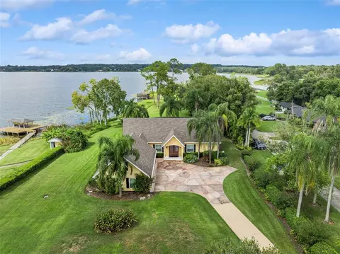 7051 Sadler Rd, Mount Dora, FL 32757