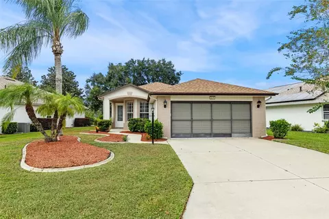 5535 Sir Churchill Dr, Leesburg, FL 34748