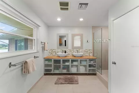 Bath - 2422 Topping Pl, Eustis, FL 32726 photo 2 of 4