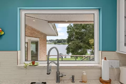 Kitchen - 2422 Topping Pl, Eustis, FL 32726 photo 6 of 8