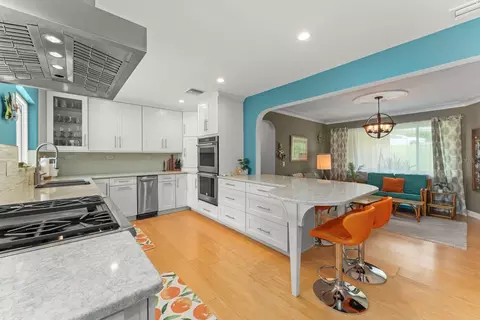 Kitchen - 2422 Topping Pl, Eustis, FL 32726 photo 5 of 8