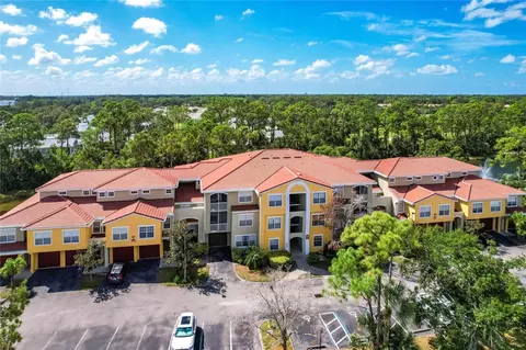 5600 Bentgrass Dr #8-302, Sarasota, FL 34235