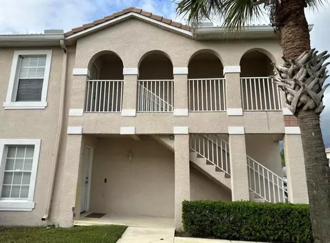 13426 Fairway Glen Dr #101, Orlando, FL 32824