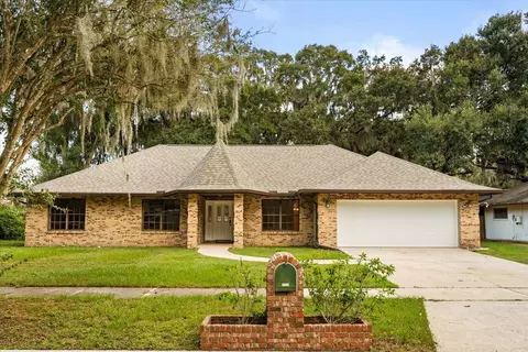 4906 Briar Oaks Cir, Orlando, FL 32808