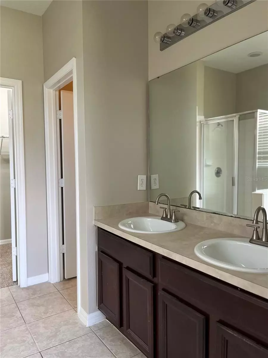 Bath - 3031 Palermo Rose Way, Kissimmee, FL 34746 photo 4 of 7