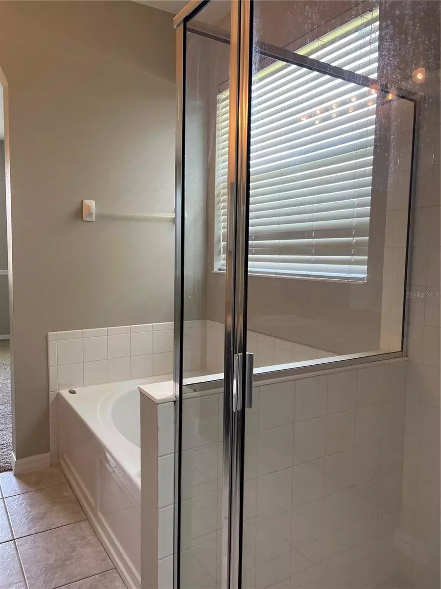 Bath - 3031 Palermo Rose Way, Kissimmee, FL 34746 photo 2 of 7