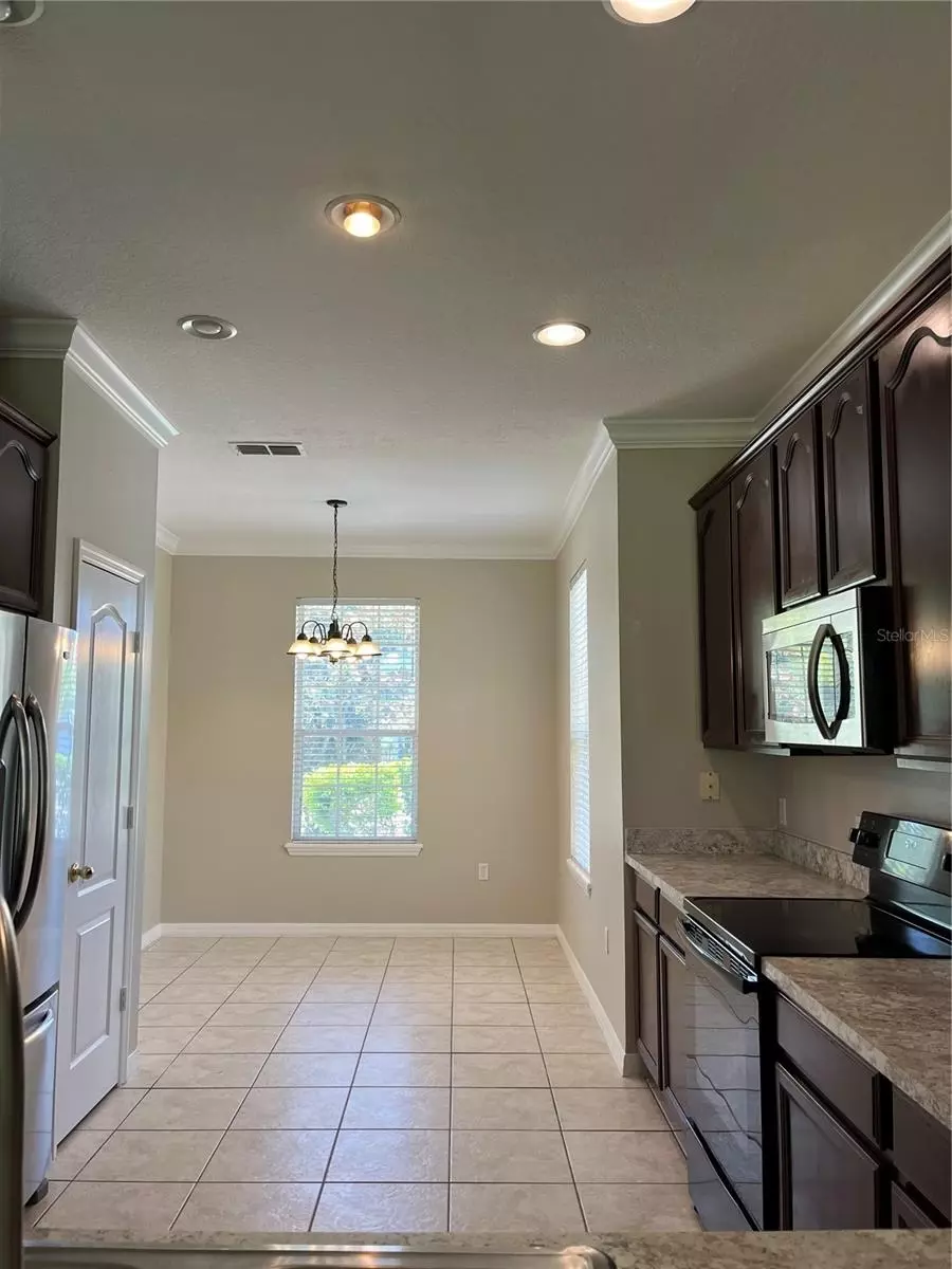 Kitchen - 3031 Palermo Rose Way, Kissimmee, FL 34746 photo 3 of 5
