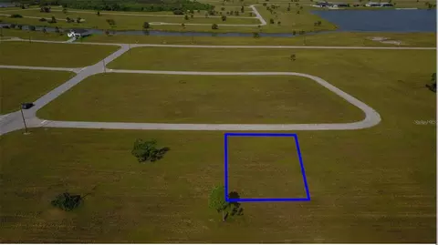 27 Cockatoo Dr, Placida, FL 33946