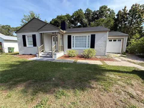 2008 Carr St, Palatka, FL 32177