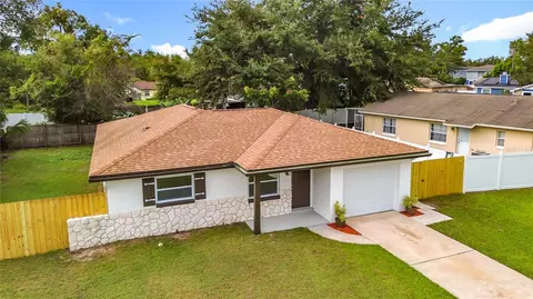871 Darwin Dr, Altamonte Springs, FL 32701