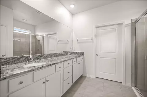 Bath - 6125 SW 88th Loop, Ocala, FL 34476 photo 2 of 3