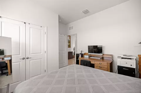 Bedroom - 6125 SW 88th Loop, Ocala, FL 34476 photo 2 of 4