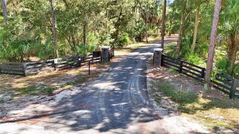 4599 N Williams Ave, Crystal River, FL 34428