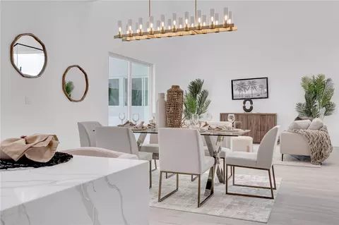 Dining - 436 E 7th Ave, Windermere, FL 34786 photo 2 of 2