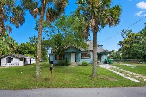 711 S Palmetto Ave, Deland, FL 32720