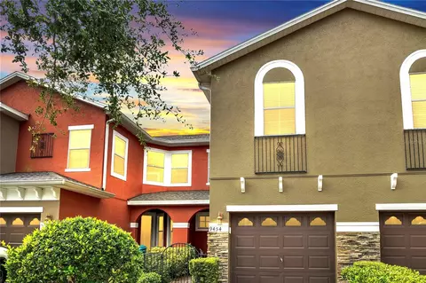 9454 Silver Buttonwood St, Orlando, FL 32832