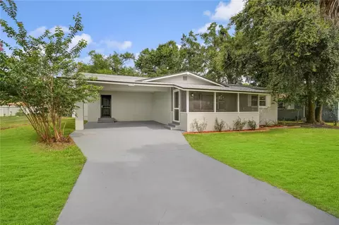 2218 Southwest Rd, Sanford, FL 32771