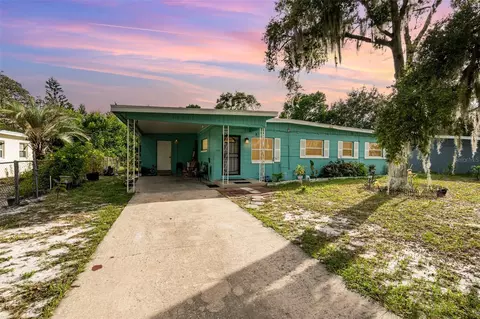 240 W Grossenbacher Dr, Apopka, FL 32712