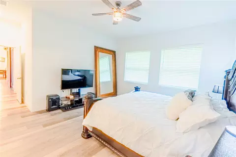 Bedroom - 30101 Bretton Loop, Mount Dora, FL 32757 photo 2 of 5