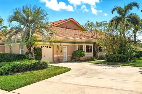 4870 Watervista Dr, Orlando, FL 32821
