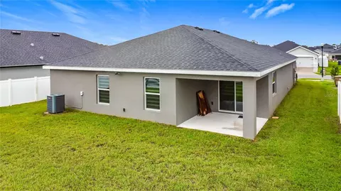 Exterior - 190 Polermo Ave, Saint Cloud, FL 34771 photo 4 of 5