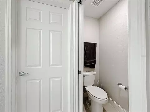 Bath - 190 Polermo Ave, Saint Cloud, FL 34771 photo 3 of 3