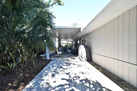 Exterior - 1312 2nd St, Edgewater, FL 32132 photo 10 of 12
