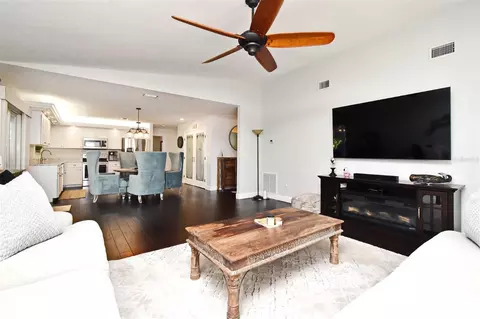 Living - 1312 2nd St, Edgewater, FL 32132 photo 3 of 4