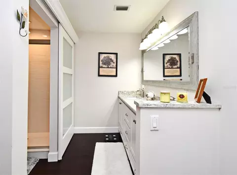 Bath - 1312 2nd St, Edgewater, FL 32132 photo 4 of 5