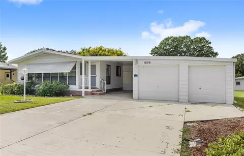1606 Myrtle Beach Dr, Lady Lake, FL 32159