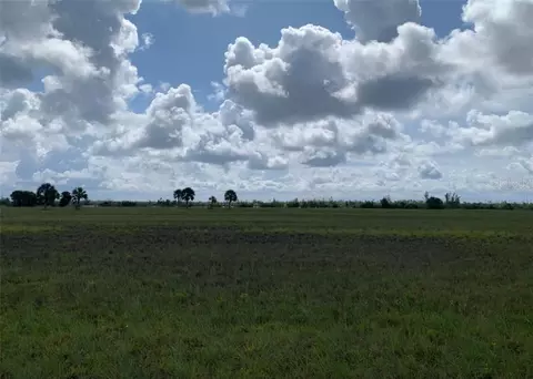 12 Sapsucker Dr, Placida, FL 33946
