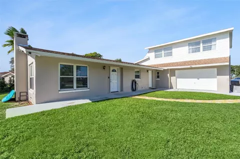 1051 Eva St, Deltona, FL 32725
