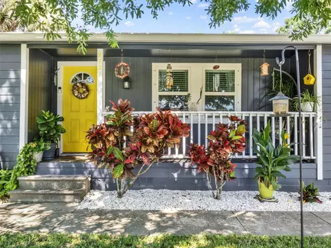 Exterior - 2721 Evergreen Dr, Edgewater, FL 32141 photo 2 of 3