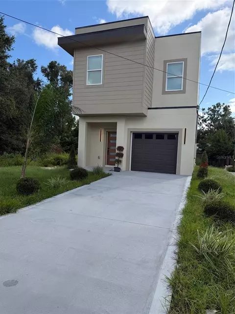 Exterior - 860 NW 5th St, Winter Haven, FL 33881 photo 2 of 2
