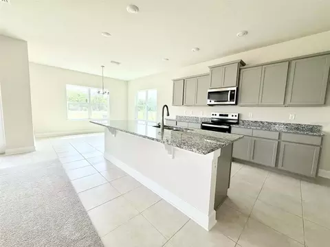 Kitchen - 4020 Sagefield Dr, Saint Cloud, FL 34773 photo 1 of 3