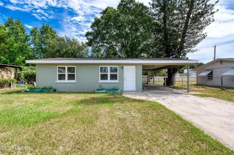 108 Palm Dr, Daytona Beach, FL 32117