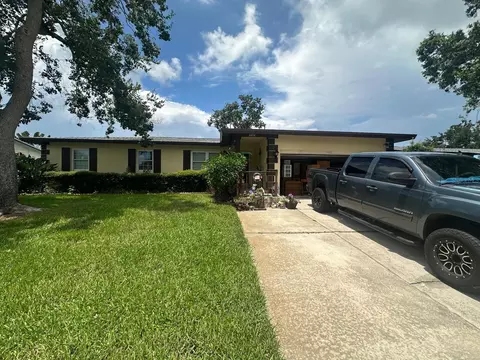 6016 18th St NE, Saint Petersburg, FL 33703