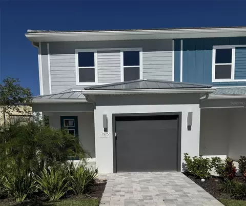 7905 W Spectrum Dr W, Kissimmee, FL 34747