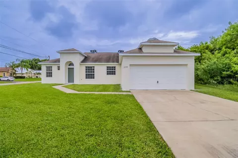 2302 SW Webster Ln, Port Saint Lucie, FL 34953