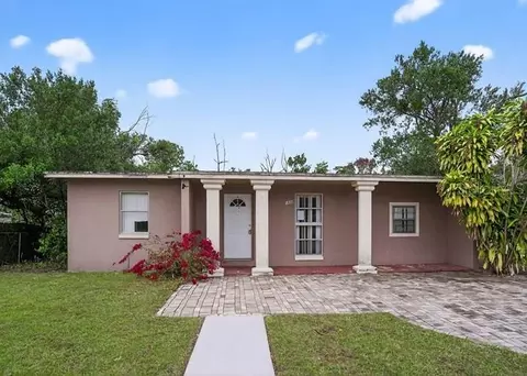 1668 W Waycross Cir, Deltona, FL 32725