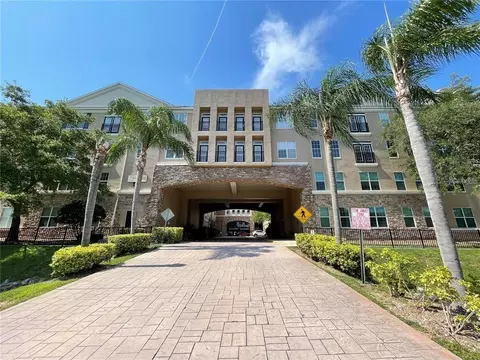 4221 W Spruce St #2401, Tampa, FL 33607
