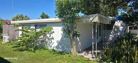 6349 20th St, Zephyrhills, FL 33542