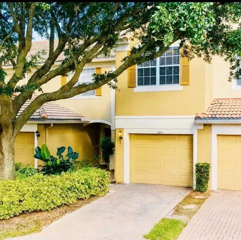 3366 Shallot Dr #105, Orlando, FL 32835