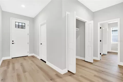 Entry Way - 530 Ellie Ct, Apopka, FL 32703 photo 1 of 3