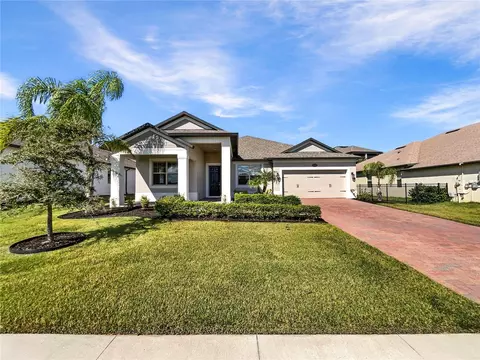 17333 Hickory Wind Dr, Clermont, FL 34711